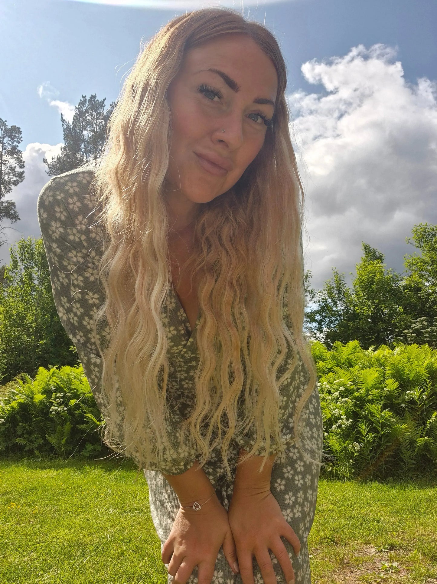 Invisible Tape-in Extensions – Naturlig Blond Balayage #P16/22 Min butik